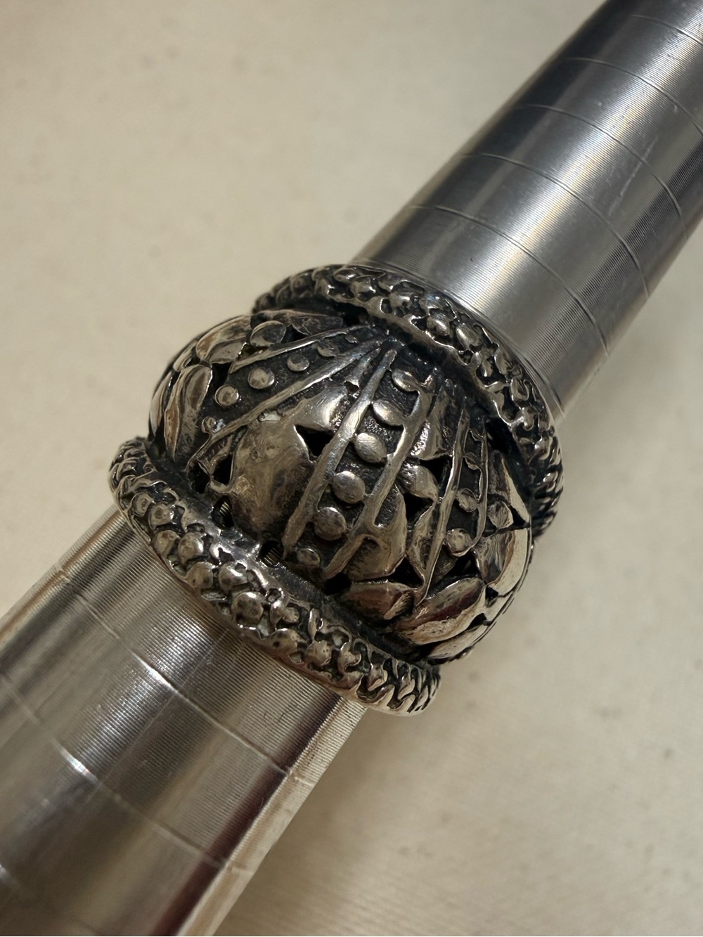 Sterling Silver 925 Ornate Hammered Silver Dome Statement Ring Size 9